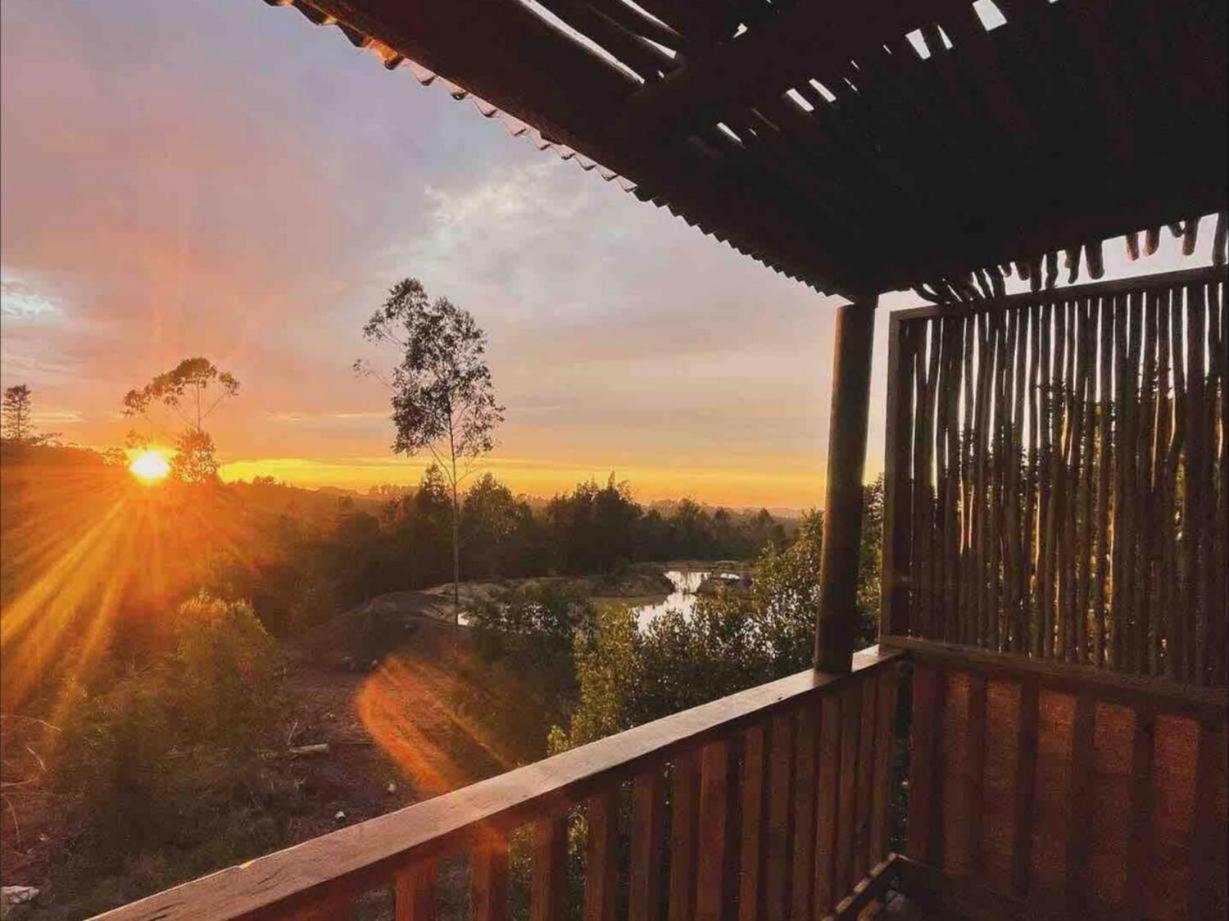 Adventurer's Escape Hq Lodge