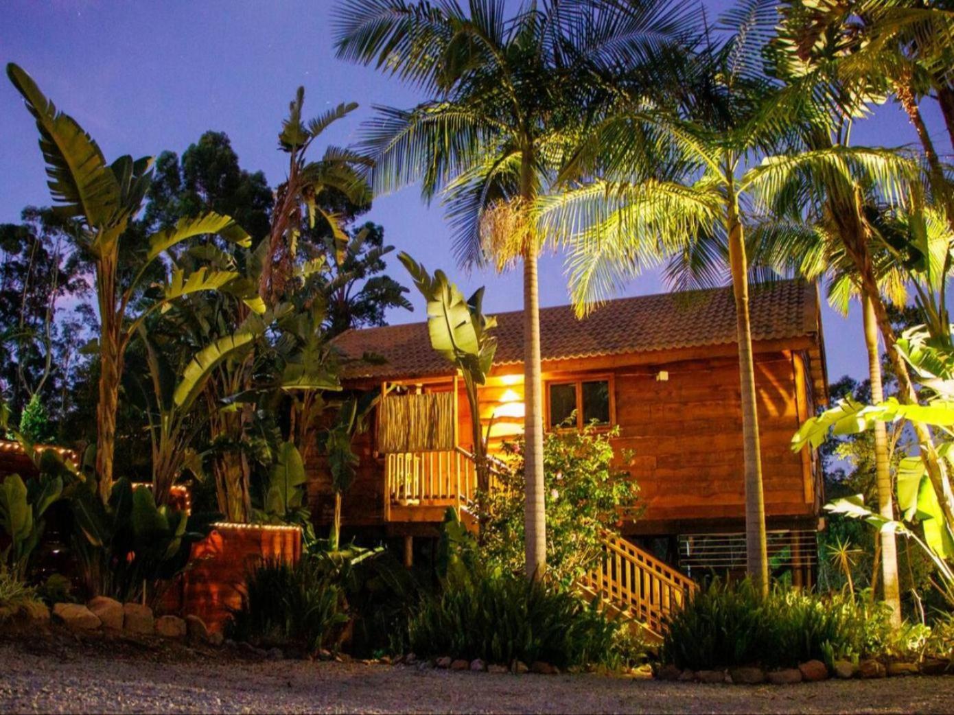 Adventurer's Escape Hq * Harkerville